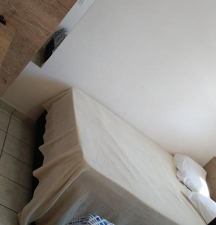 Dormitorio Canarinho Goiânia Kültér fotó