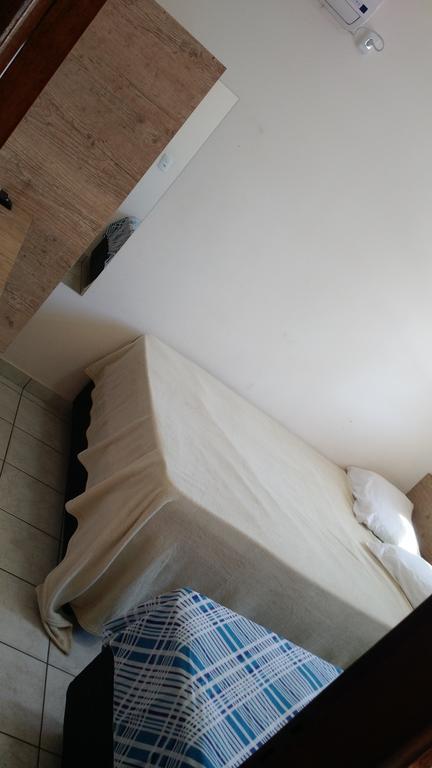Dormitorio Canarinho Goiânia Kültér fotó