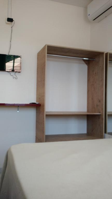 Dormitorio Canarinho Goiânia Kültér fotó